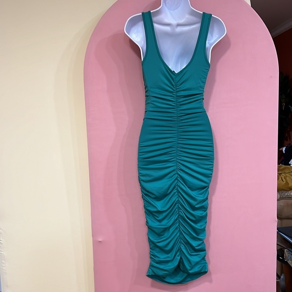 SBETRO GREEN MIDI DRESS SIZE S - Picture 3 of 5